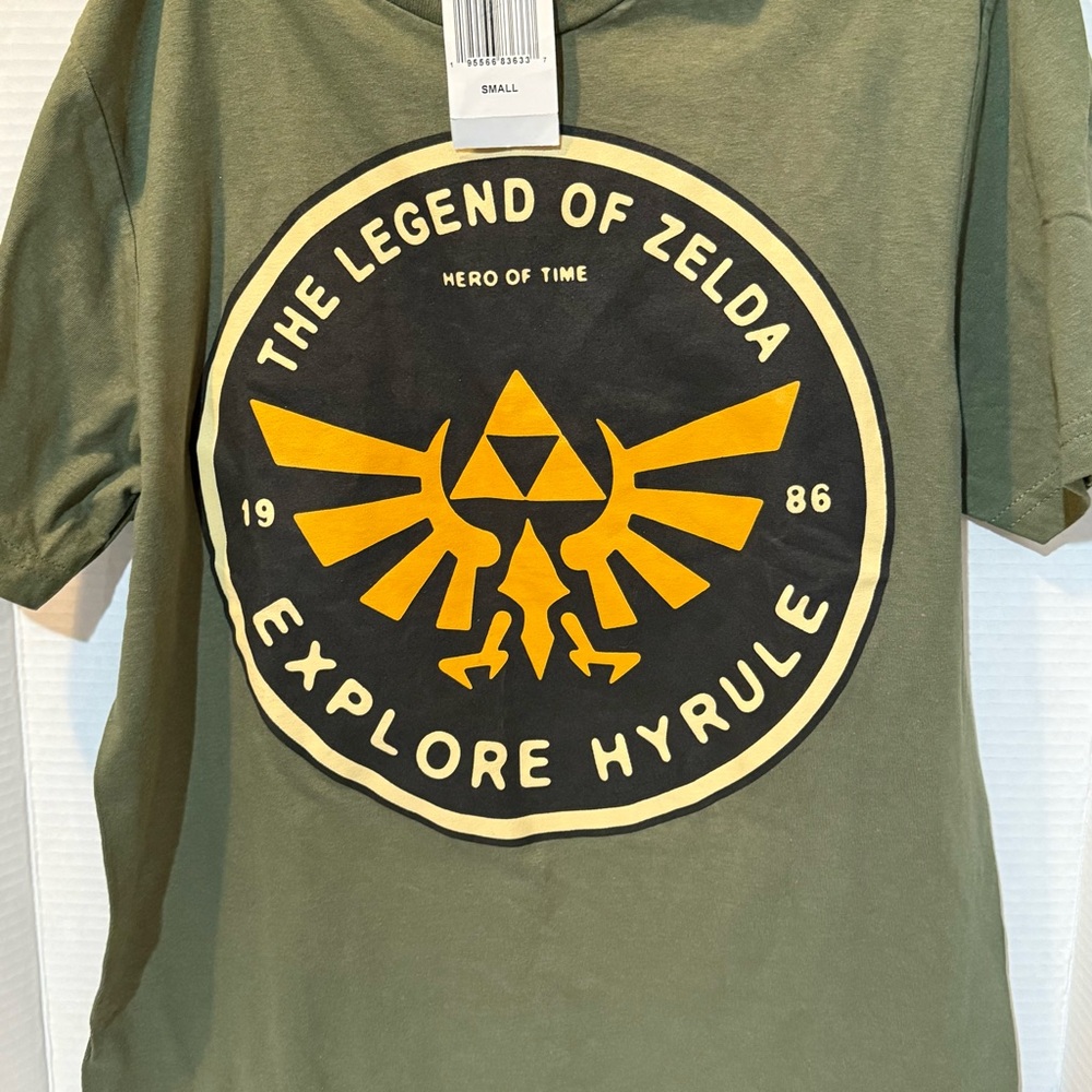 The Legend of Zelda Men’s Tee BNWT - Picture 4 of 5